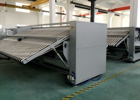 3000mm オートホテルのリネン敷布電気暖房との折る機械大容量