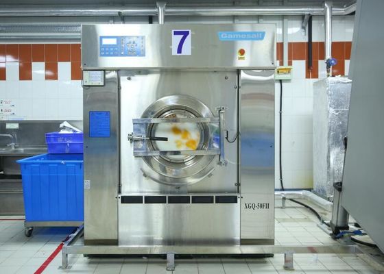 大きいサイズの産業洗濯機械、商業洗濯装置を救う水